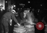 Standbild "Wir wollen Bier" Parade New York United States USA, 1932, aus Sekunde 12 historischem Filmmaterial Videoclip 65675049698