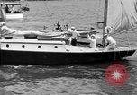 Standbild Präsident Franklin D Roosevelt auf der Yacht Mythos II New England United States USA, 1932, aus Sekunde 17 historischem Filmmaterial Videoclip 65675049702