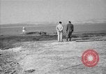 Standbild BOAC airliner ditched Severn River England, 1954, aus Sekunde 8 historischem Filmmaterial Videoclip 65675049703