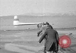 Standbild BOAC airliner ditched Severn River England, 1954, aus Sekunde 11 historischem Filmmaterial Videoclip 65675049703