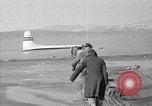 Standbild BOAC airliner ditched Severn River England, 1954, aus Sekunde 12 historischem Filmmaterial Videoclip 65675049703