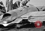 Standbild BOAC airliner ditched Severn River England, 1954, aus Sekunde 24 historischem Filmmaterial Videoclip 65675049703