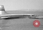 Standbild BOAC airliner ditched Severn River England, 1954, aus Sekunde 40 historischem Filmmaterial Videoclip 65675049703
