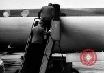 Standbild British Comet Jetliner Hertfordshire England, 1951, aus Sekunde 10 historischem Filmmaterial Videoclip 65675049704