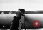 Standbild British Comet Jetliner Hertfordshire England, 1951, aus Sekunde 12 historischem Filmmaterial Videoclip 65675049704