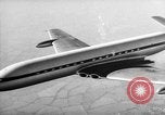 Standbild British Comet Jetliner Hertfordshire England, 1951, aus Sekunde 62 historischem Filmmaterial Videoclip 65675049704
