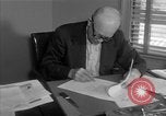 Standbild Dwight D Eisenhower Augusta Georgia USA, 1956, aus Sekunde 39 historischem Filmmaterial Videoclip 65675049705