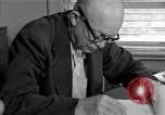 Standbild Dwight D Eisenhower Augusta Georgia USA, 1956, aus Sekunde 61 historischem Filmmaterial Videoclip 65675049705