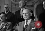 Standbild Verteidigungsministerium Beamten Arlington Virginia USA, 1957, aus Sekunde 28 historischem Filmmaterial Videoclip 65675049708