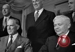 Standbild Verteidigungsministerium Beamten Arlington Virginia USA, 1957, aus Sekunde 32 historischem Filmmaterial Videoclip 65675049708