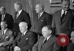 Standbild Verteidigungsministerium Beamten Arlington Virginia USA, 1957, aus Sekunde 59 historischem Filmmaterial Videoclip 65675049708
