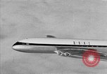 Standbild De Havilland Comet Mk 2 Vereinigtes Königreich, 1954, aus Sekunde 10 historischem Filmmaterial Videoclip 65675049709