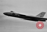 Image British Avro Vulcan bombardier jet Royaume-Uni, 1953, de la seconde 11 séquences d'archives historiques vidéo 65675049710