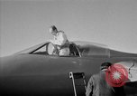 Image Neville Duc Tangmere Air Station Chichester Angleterre, 1953, de la seconde 7 séquences d'archives historiques vidéo 65675049711