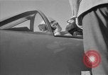 Image Neville Duc Tangmere Air Station Chichester Angleterre, 1953, de la seconde 13 séquences d'archives historiques vidéo 65675049711