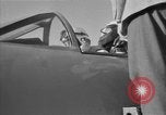 Image Neville Duc Tangmere Air Station Chichester Angleterre, 1953, de la seconde 14 séquences d'archives historiques vidéo 65675049711