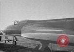 Image Neville Duc Tangmere Air Station Chichester Angleterre, 1953, de la seconde 25 séquences d'archives historiques vidéo 65675049711