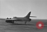 Image Neville Duc Tangmere Air Station Chichester Angleterre, 1953, de la seconde 28 séquences d'archives historiques vidéo 65675049711
