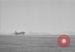Image Neville Duc Tangmere Air Station Chichester Angleterre, 1953, de la seconde 34 séquences d'archives historiques vidéo 65675049711