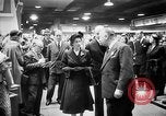 Standbild Queen Elizabeth Birmingham England, 1956, aus Sekunde 3 historischem Filmmaterial Videoclip 65675049716