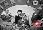 Standbild Queen Elizabeth Birmingham England, 1956, aus Sekunde 23 historischem Filmmaterial Videoclip 65675049716