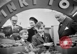 Standbild Queen Elizabeth Birmingham England, 1956, aus Sekunde 24 historischem Filmmaterial Videoclip 65675049716