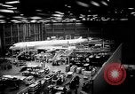 Standbild Bau der ersten Boeing Model 717 (KC-135) Renton Washington United States USA, 1956, aus Sekunde 50 historischem Filmmaterial Videoclip 65675049717