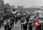 Standbild Parade New York City USA, 1936, aus Sekunde 18 historischem Filmmaterial Videoclip 65675049733