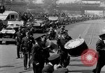 Standbild Parade New York City USA, 1936, aus Sekunde 31 historischem Filmmaterial Videoclip 65675049733