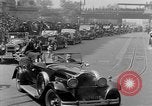 Standbild Parade New York City USA, 1936, aus Sekunde 55 historischem Filmmaterial Videoclip 65675049733