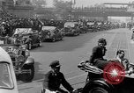 Standbild Parade New York City USA, 1936, aus Sekunde 60 historischem Filmmaterial Videoclip 65675049733