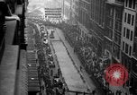 Immagine di Ticker tape parade New York City USA, 1936, secondo 10 filmato di repertorio 65675049742