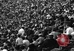 Standbild Zuschauer New York United States USA, 1936, aus Sekunde 12 historischem Filmmaterial Videoclip 65675049743