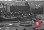 Standbild Zuschauer New York United States USA, 1936, aus Sekunde 25 historischem Filmmaterial Videoclip 65675049743