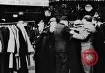 Immagine di Cappotti Kansas City Missouri USA, 1933, secondo 14 filmato di repertorio 65675049747