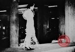 Immagine di Moda intimo Parigi Francia, 1933, secondo 6 filmato di repertorio 65675049748