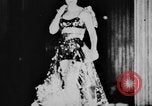 Immagine di Moda intimo Parigi Francia, 1933, secondo 18 filmato di repertorio 65675049748
