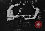 Immagine di Festeggiamenti dopo il divieto è abrogato United States USA, 1933, secondo 17 filmato di repertorio 65675049755