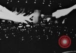 Immagine di Festeggiamenti dopo il divieto è abrogato United States USA, 1933, secondo 21 filmato di repertorio 65675049755