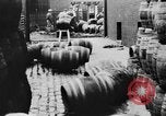 Immagine di Festeggiamenti dopo il divieto è abrogato United States USA, 1933, secondo 39 filmato di repertorio 65675049755