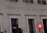 Immagine di Dipartimento dell'interno Washington DC USA, 1945, secondo 25 filmato di repertorio 65675049758