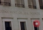 Immagine di Dipartimento dell'interno Washington DC USA, 1945, secondo 28 filmato di repertorio 65675049758