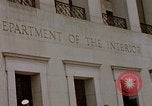 Immagine di Dipartimento dell'interno Washington DC USA, 1945, secondo 48 filmato di repertorio 65675049758