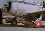 Immagine di P-47 velivoli di 386Fighter Squadron Fritzlar in Germania, 1945, secondo 12 filmato di repertorio 65675049770