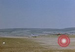 Standbild USA P-47 Flugzeuge Deutschland, 1945, aus Sekunde 26 historischem Filmmaterial Videoclip 65675049771