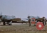 Standbild Nazi Flag Deutschland, 1945, aus Sekunde 54 historischem Filmmaterial Videoclip 65675049772