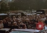Standbild Allied Flags Paris Frankreich, 1945, aus Sekunde 48 historischem Filmmaterial Videoclip 65675049774