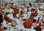 Standbild französischen Krankenschwestern Paris Frankreich, 1945, aus Sekunde 6 historischem Filmmaterial Videoclip 65675049775