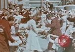 Standbild französischen Krankenschwestern Paris Frankreich, 1945, aus Sekunde 28 historischem Filmmaterial Videoclip 65675049775