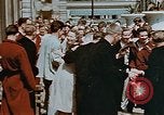 Standbild französischen Krankenschwestern Paris Frankreich, 1945, aus Sekunde 41 historischem Filmmaterial Videoclip 65675049775